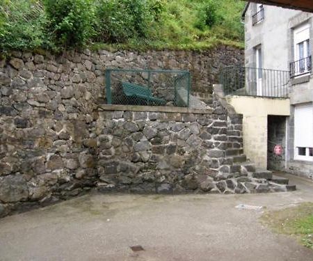 Appartement Idealement Situe Le Mont-Dore Luaran gambar